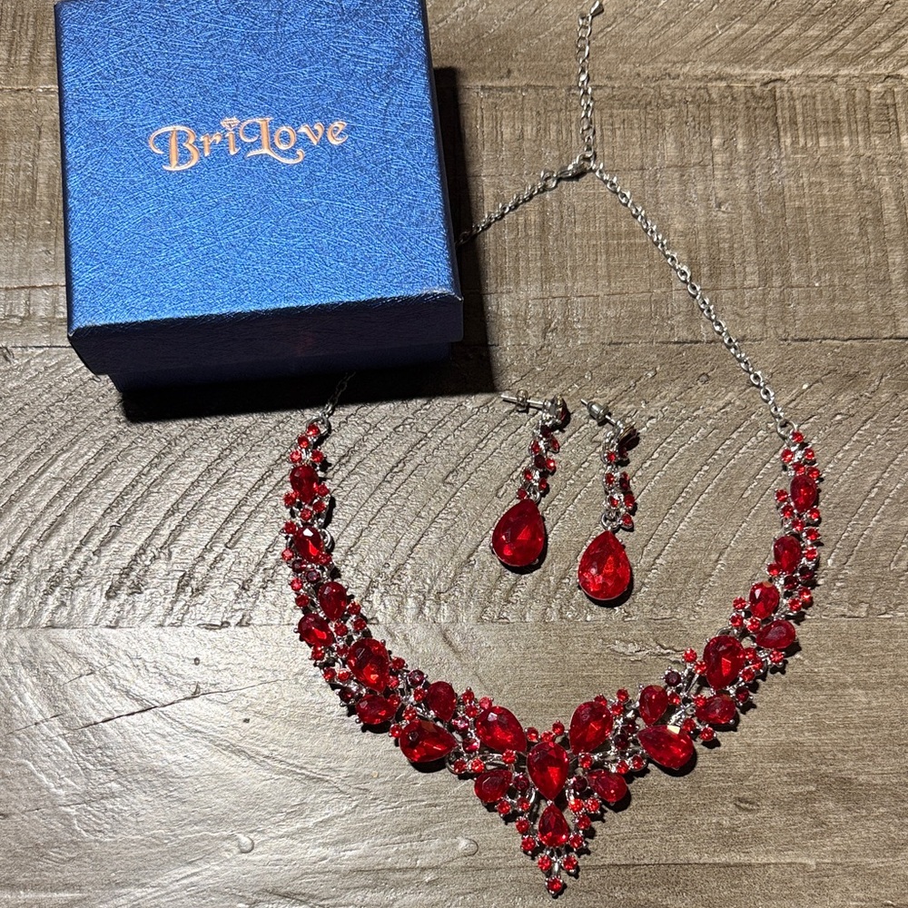 BriLove Women’s Australian Crystal Necklace and Earring Jewelry Set
